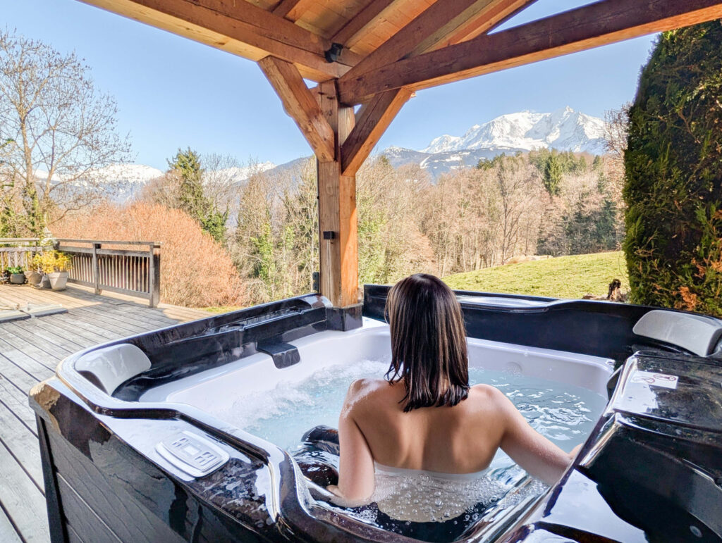 Chalet 10 pièces à 5 min. de Combloux – 10 pièces – 6 chambres – 323 m²