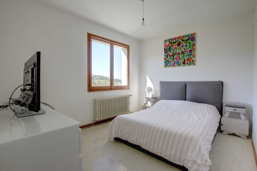 Maison à vendre à Rumilly — Vue montagne — photo 9