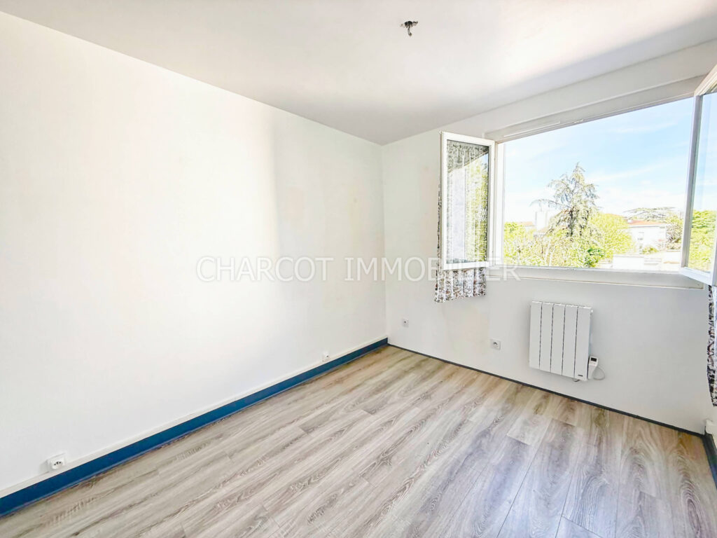 EXCLUSIVITÉ – Proche du POINT DU JOUR, appartement T4, avec  – 4 pièces – 3 chambres – 63 m²