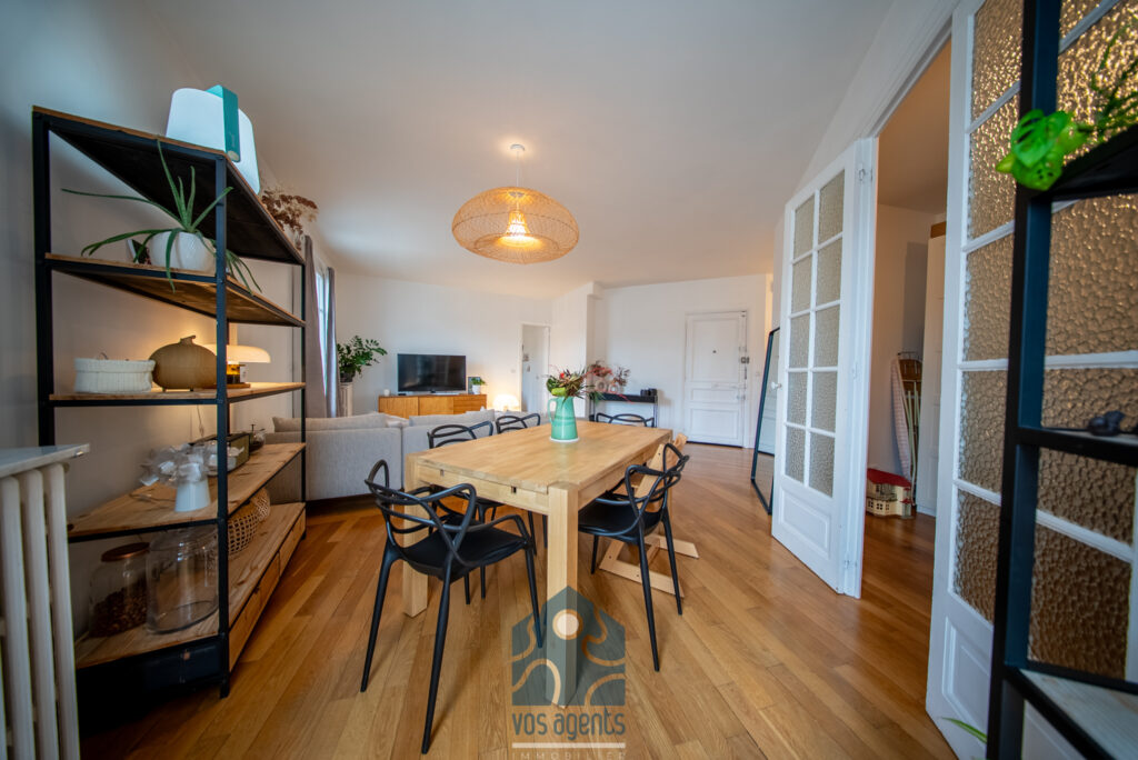 Appartement 5 pièces 3 chambres avec terrasse, balcon, cave  – 5 pièces – 3 chambres – 107 m²