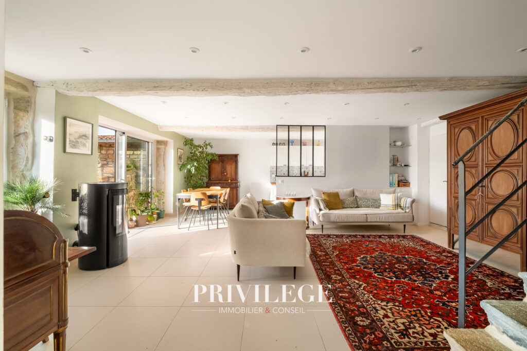 Charme absolu pour cette maison de ville avec vue – 6 pièces – 5 chambres – 131.28 m²