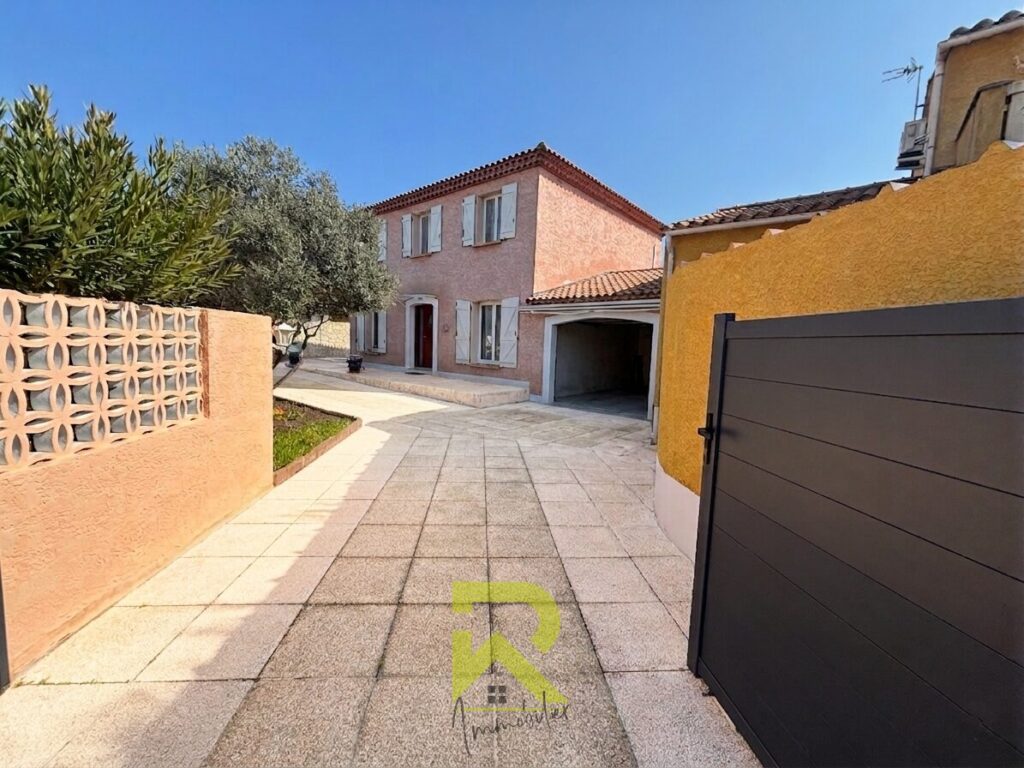 AGDE : Villa familiale d&rsquo;exception au Puits de So avec Pisci – 6 pièces – 4 chambres – 134 m²