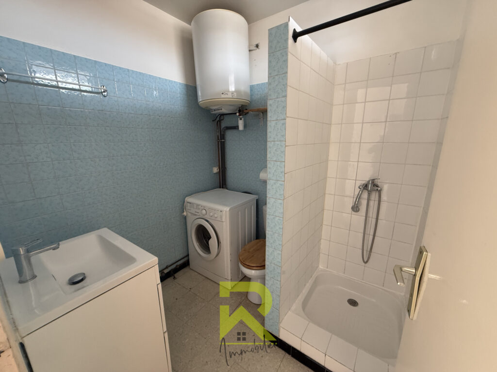 EXCLUSIVITÉ – GRAU D&rsquo;AGDE : Studio Cabine Lumineux avec plac – 1 pièce – NR chambres – 39.4 m²