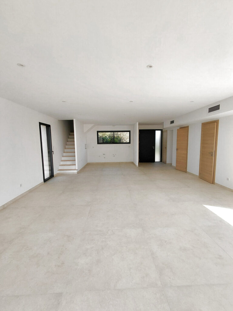 Belles prestations contemporaines. – 4 pièces – 3 chambres – 126 m²