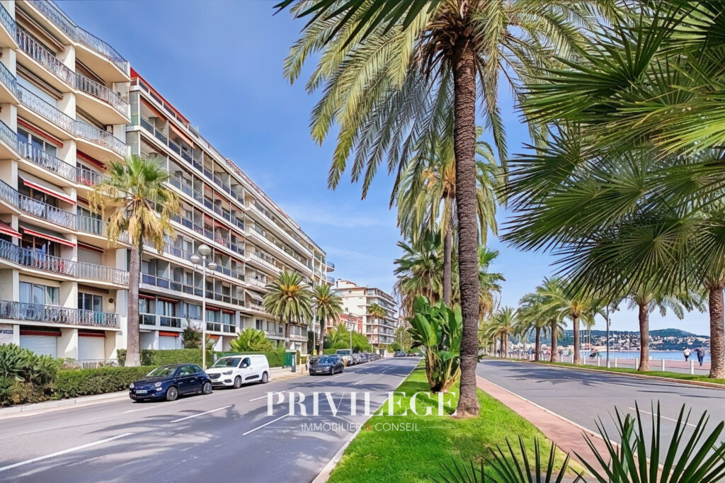 Vue mer imprenable   Appartement d&rsquo;exception sur la Promenad – 2 pièces – 1 chambre – 70 m²