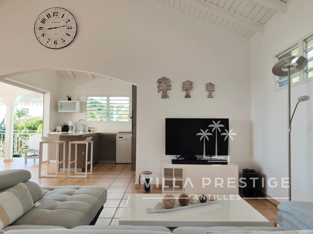 Villa de standing 3 chambres et studio indépendant – vue mer – 5 pièces – 4 chambres – 140 m²