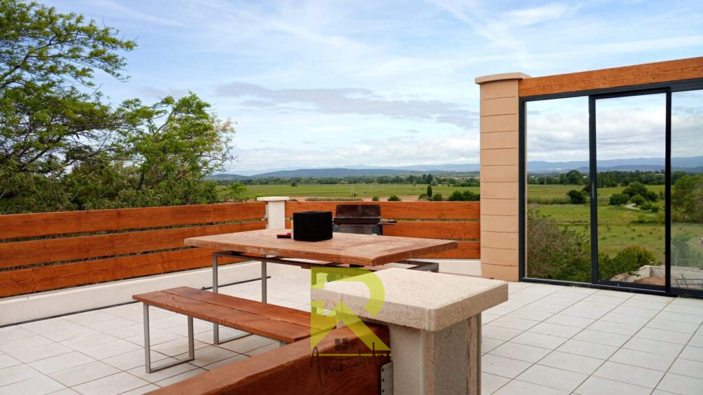 MAISON 275 m2 à Marcorignan spéciale investisseurs – 9 pièces – 5 chambres – 275 m²