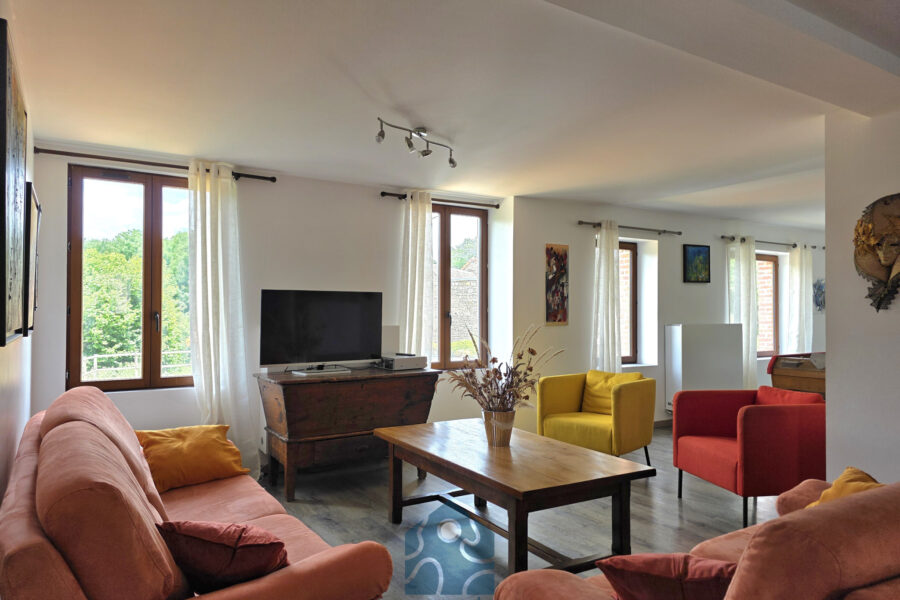 Maison à vendre à Charensat