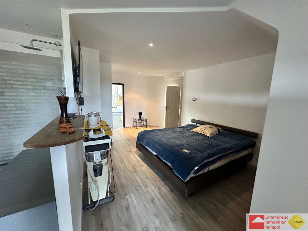 À VENDRE   Maison contemporaine avec vue mer exceptionnelle  – 5 pièces – 3 chambres – 170 m²