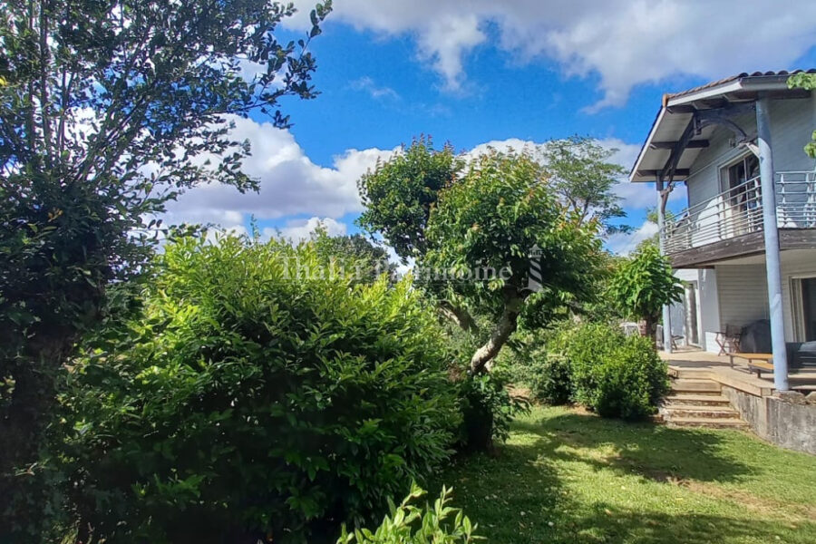 Maison à vendre à Carignan-de-bordeaux