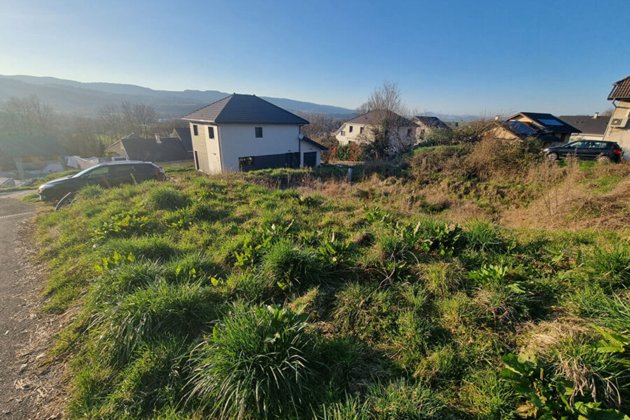 Terrain à vendre à Entrelacs