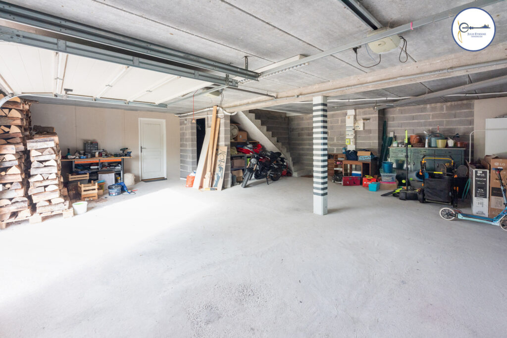 Maison Hadol 6 pièces 143m2 – 7 pièces – 4 chambres – 143 m²