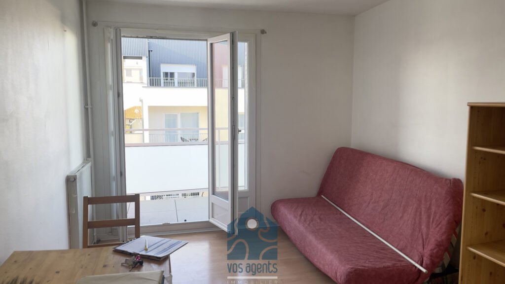 Studio avec cave – 1 pièce – NR chambres – 18.3 m²
