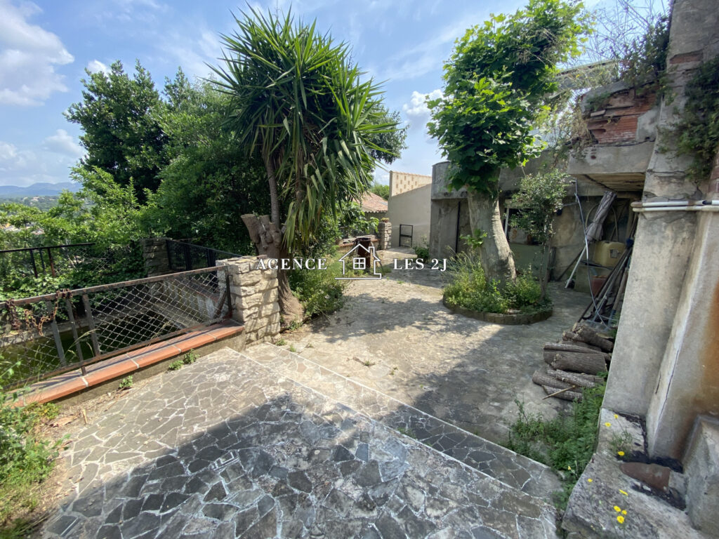 13011 – LA MILLIERE – 6 pièces – 5 chambres – 140 m²