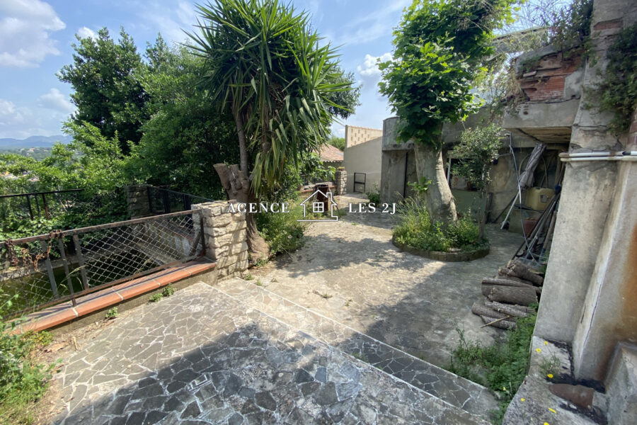 Maison à vendre à Marseille — Vue sur la ville — photo 2