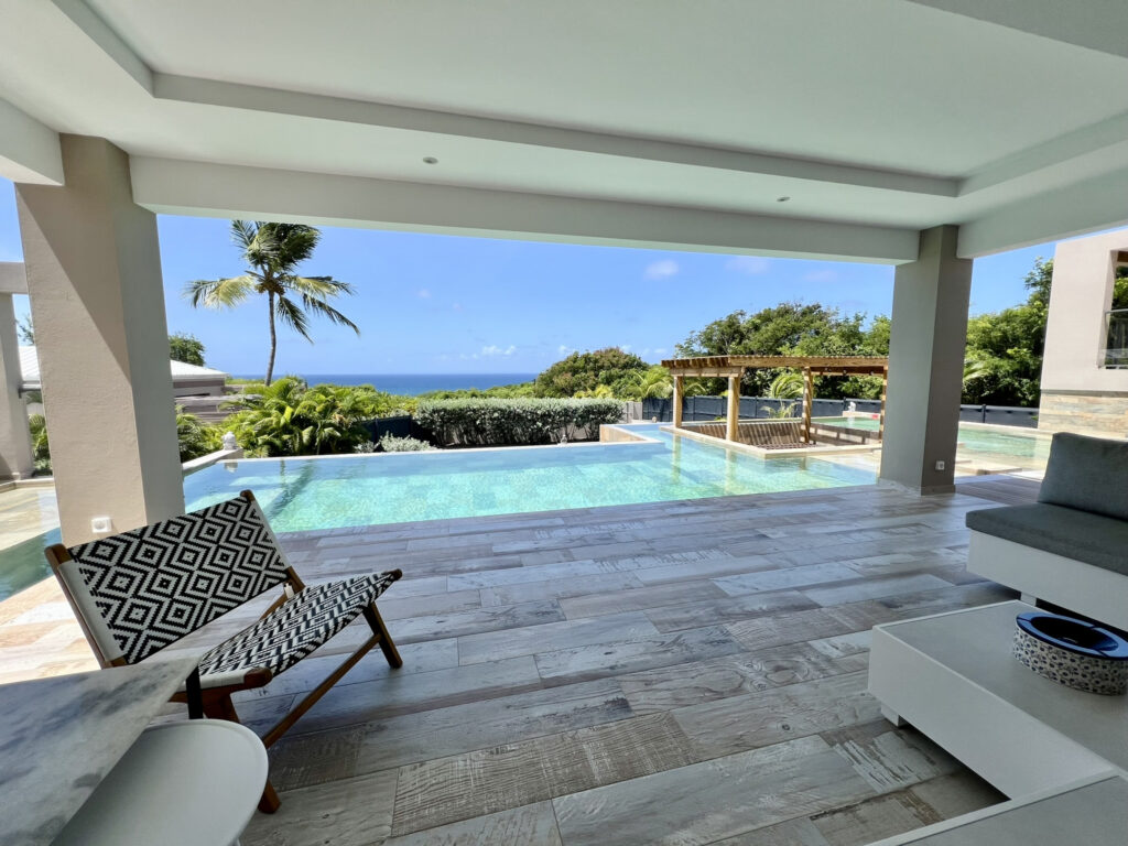 VILLA DE LUXE D&rsquo;ARCHITECTE DE 335M2 – 8 pièces – 4 chambres – 335 m²