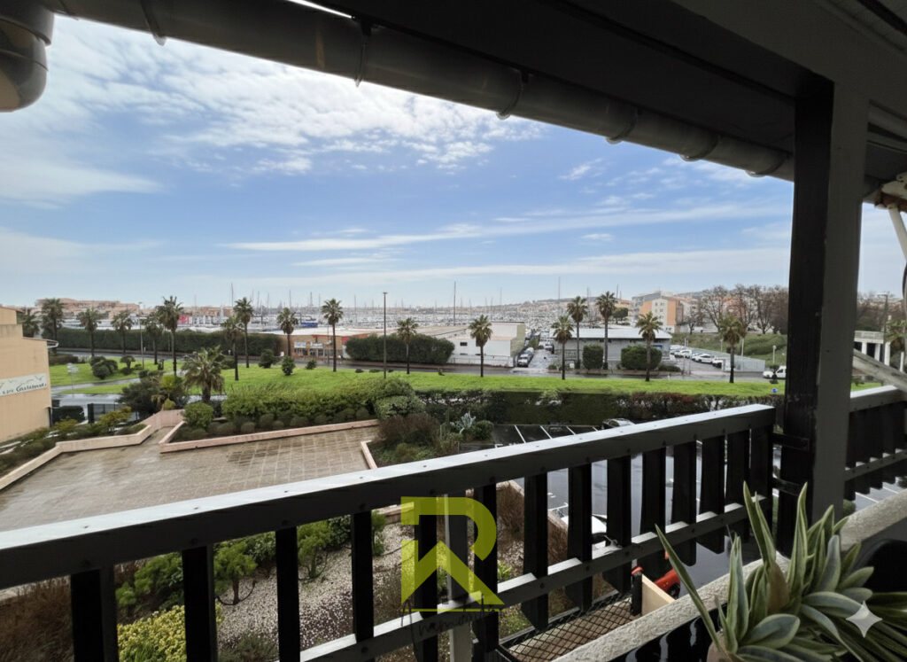 LE CAP D&rsquo;AGDE- DUPLEX 3 PIÈCES- VUE PORT – 3 pièces – 2 chambres – 60 m²