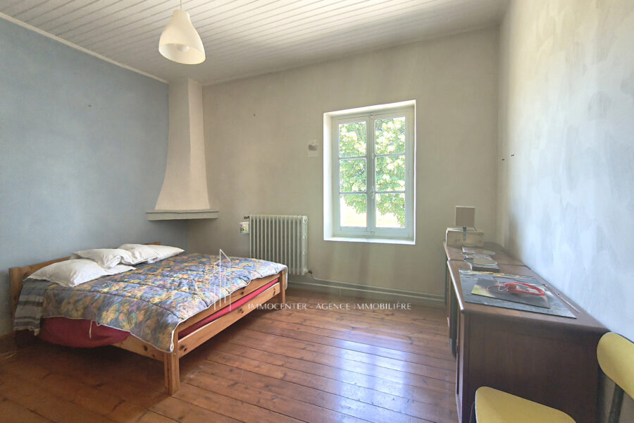 Maison à vendre à Saint-bonnet-de-chavagne
