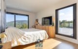 Villa avec vue, piscine, terrasses et garages – 6 pièces – 4 chambres – 178 m²