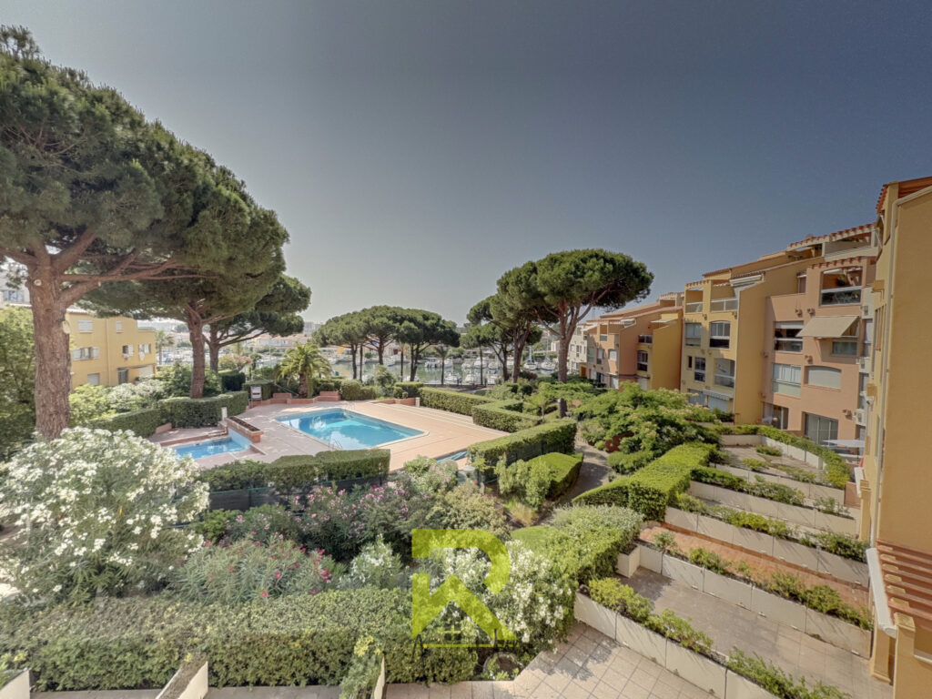 Appartement T3 – piscine au Cap D&rsquo;Agde – Port – 3 pièces – 2 chambres – 53.53 m²