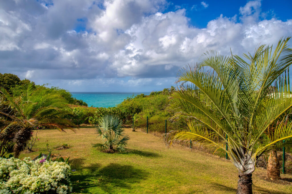Villa1ère Ligne VUE MER à Sainte-Anne – 4 pièces – 4 chambres – 227 m²