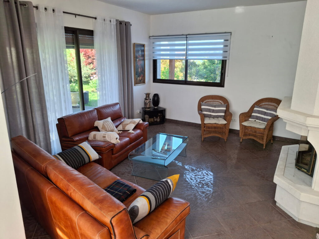 COUP DE COEUR LA BAUCHE (73) : maison chalet avec trois cham – 4 pièces – 3 chambres – 133.98 m²