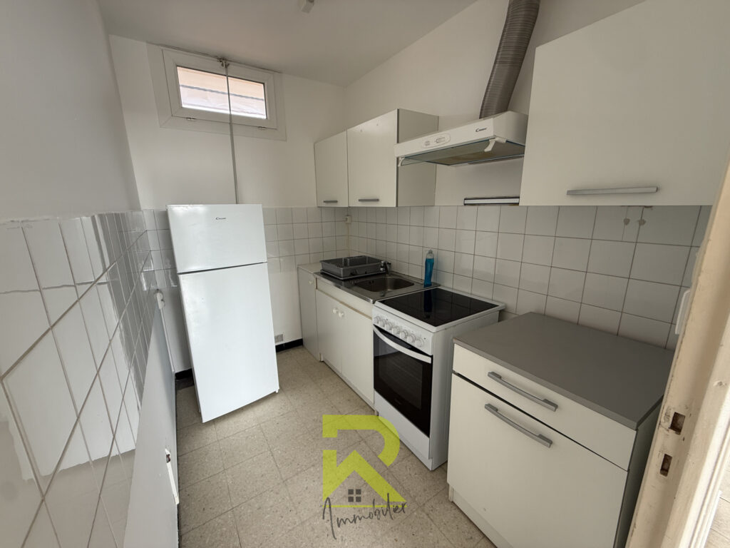 EXCLUSIVITÉ – GRAU D&rsquo;AGDE : Studio Cabine Lumineux avec plac – 1 pièce – NR chambres – 39.4 m²