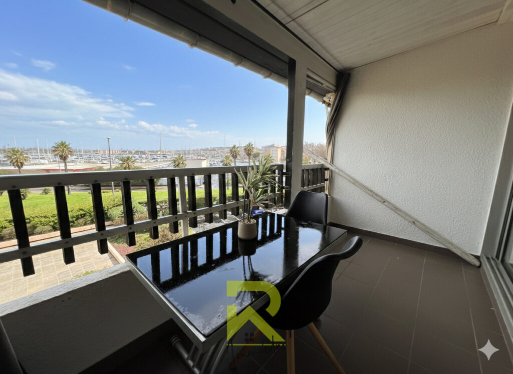 LE CAP D&rsquo;AGDE- DUPLEX 3 PIÈCES- VUE PORT – 3 pièces – 2 chambres – 60 m²