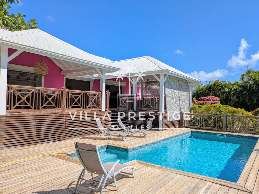 SUPERBE VILLA RECENTE 4 CHAMBRES, PISCINE ET TERRAIN CONSTRU – 5 pièces – 4 chambres – 157 m²