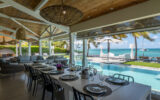 VILLA D&rsquo;EXCEPTION AVEC PLAGE SUR LE LAGON DE ST FRANCOIS – 7 pièces – 6 chambres – 260 m²