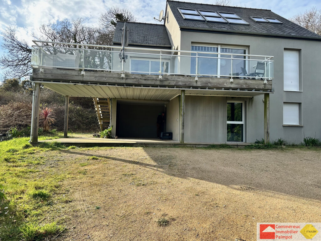 À VENDRE   PLOUBAZLANEC – Maison 5 pièces avec vue mer excep – 5 pièces – 4 chambres – 120 m²