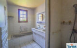 MAISON 5 PIECES / 3 CHAMBRES / 115M2 ENVIRON / 978M2 DE TERR – 5 pièces – 3 chambres – 115 m²