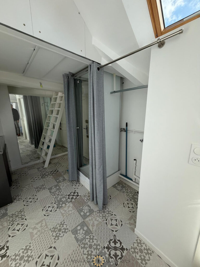 REIMS   SECTEUR CATHÉDRALE / RUE PONSARDIN – 4 pièces – 3 chambres – 50 m²