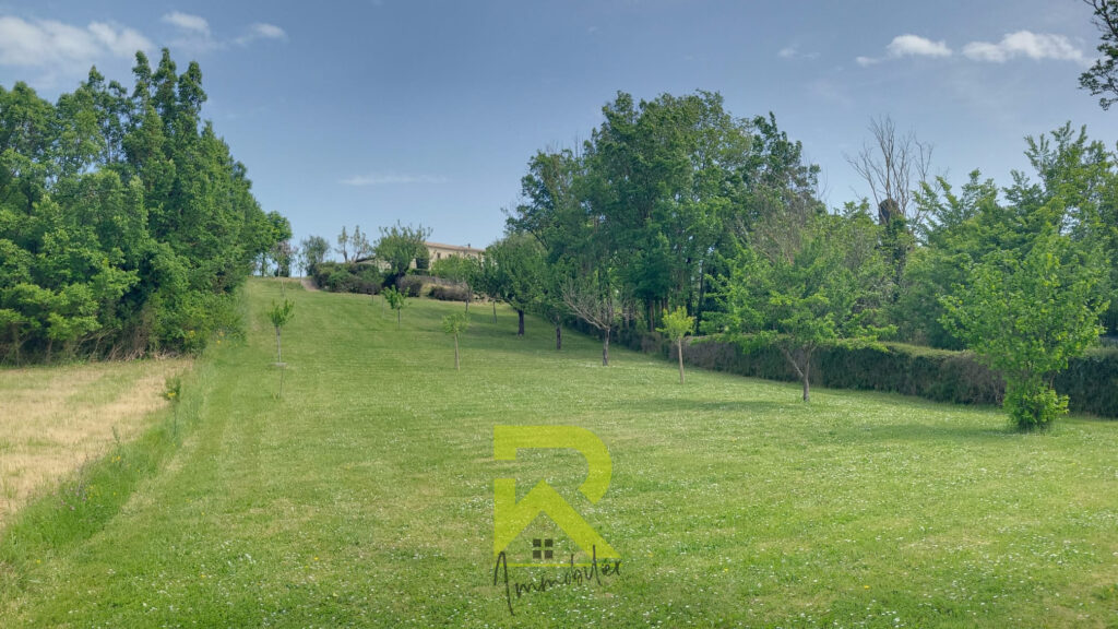 A Vendre – PEYREFITTE SUR L HERS -11 Maison T4 avec grand Te – 6 pièces – 4 chambres – 112.66 m²