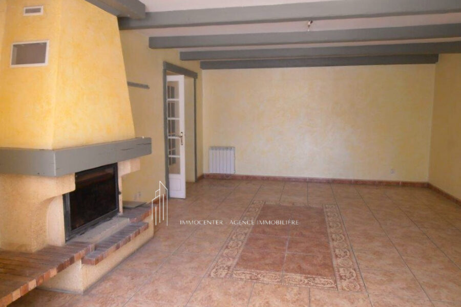 Maison à vendre à Montélier