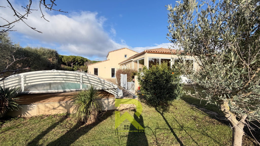 Villa de prestige avec piscine Le Grau d&rsquo;Agde (34300) – 7 pièces – 4 chambres – 220 m²