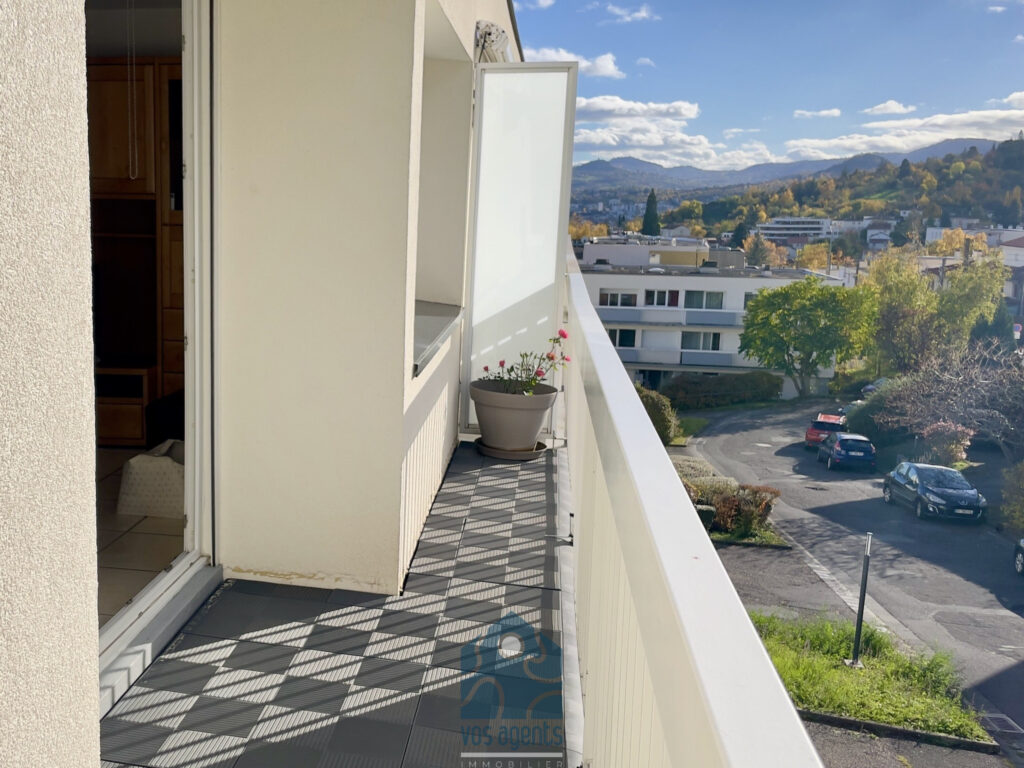 Appartement 3 pièces avec cave et garage – 3 pièces – 2 chambres – 64 m²