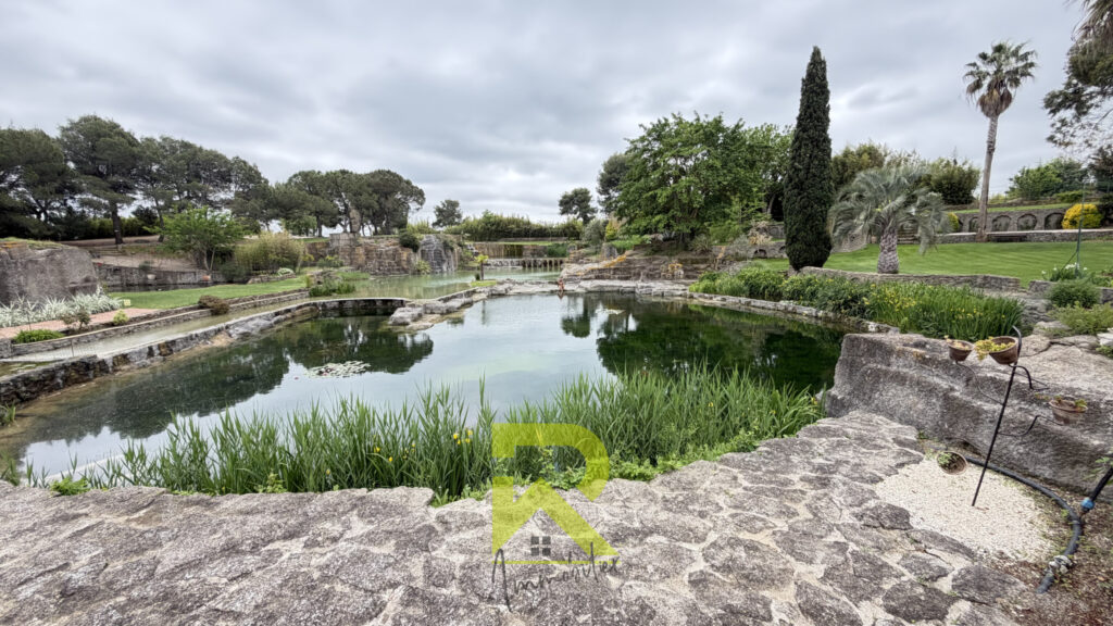 Propriété d&rsquo;exception   Jardin remarquable sur 12 hectares   – 6 pièces – 7 chambres – 206 m²