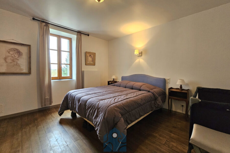 Maison à vendre à Charensat