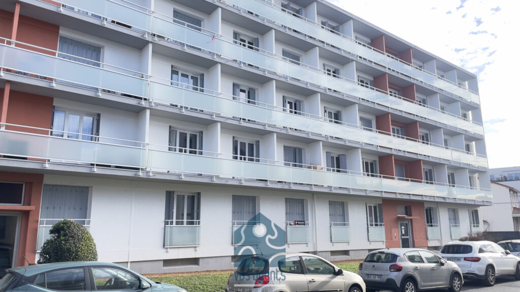 Studio avec cave – 1 pièce – NR chambres – 18.3 m²