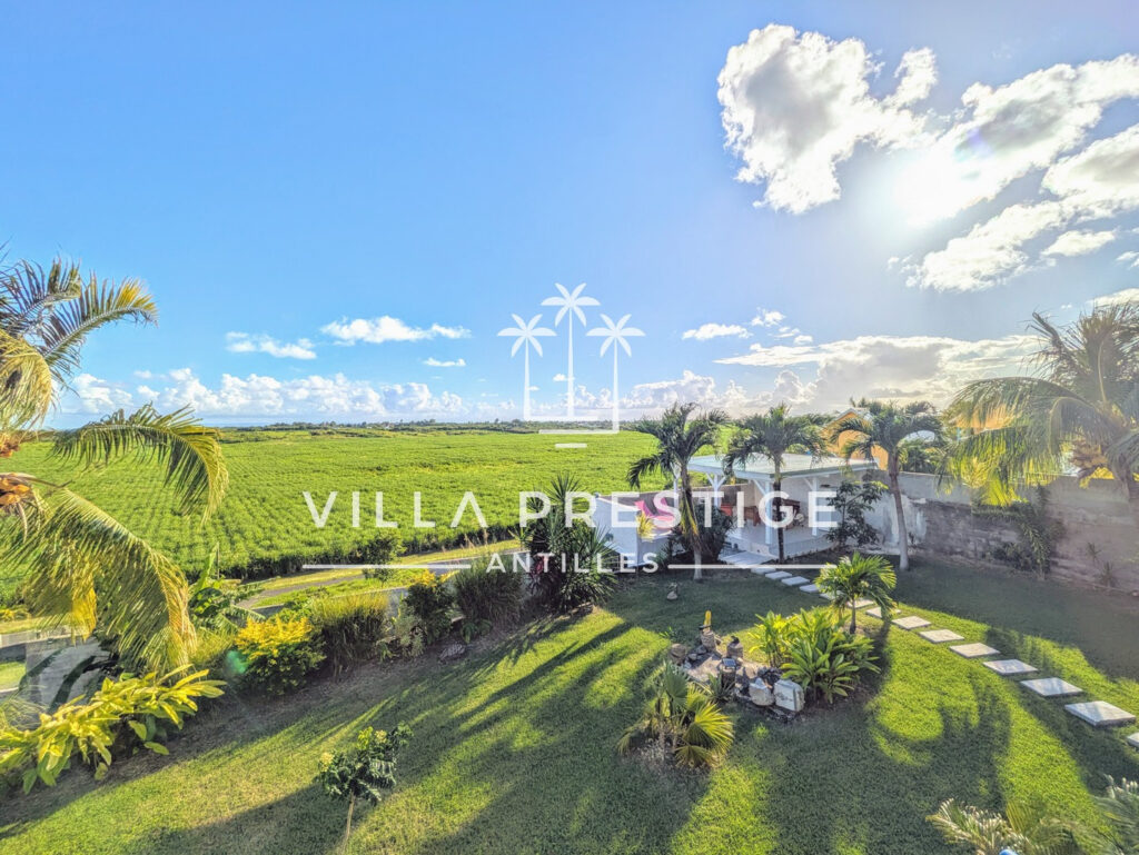 PROPRIÉTÉ D&rsquo;EXCEPTION VILLA T6 ET 2 LOGEMENTS T2 – VUE DÉGAG – 10 pièces – 7 chambres – 257.37 m²