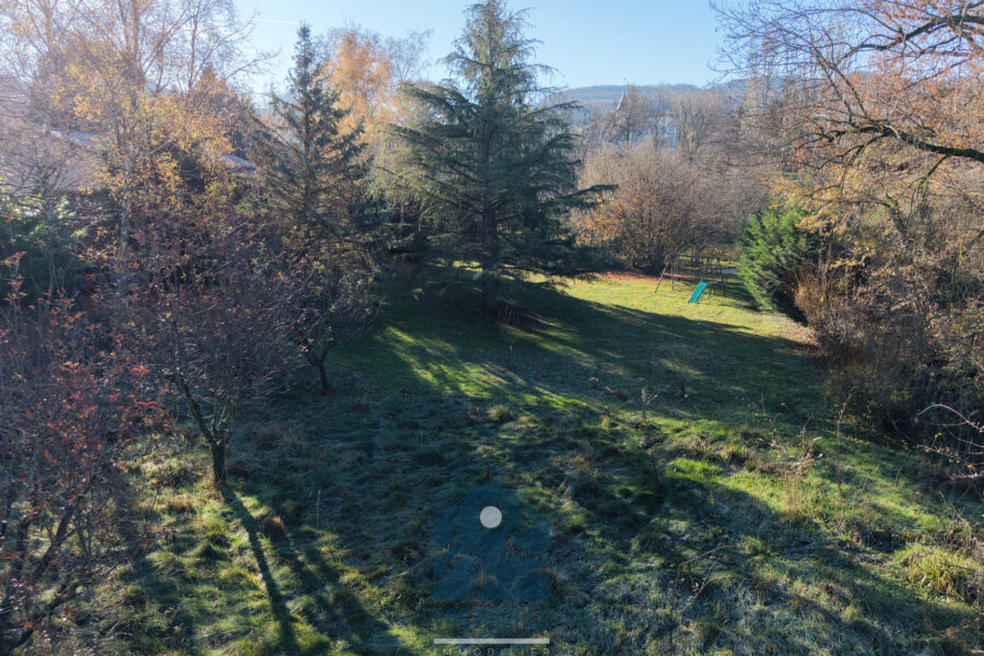 Terrain à vendre à Saint-julien-de-coppel