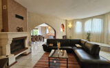 Maison de caractère 7 pièces 4 chambres avec piscine, terras – 7 pièces – 4 chambres – 218 m²