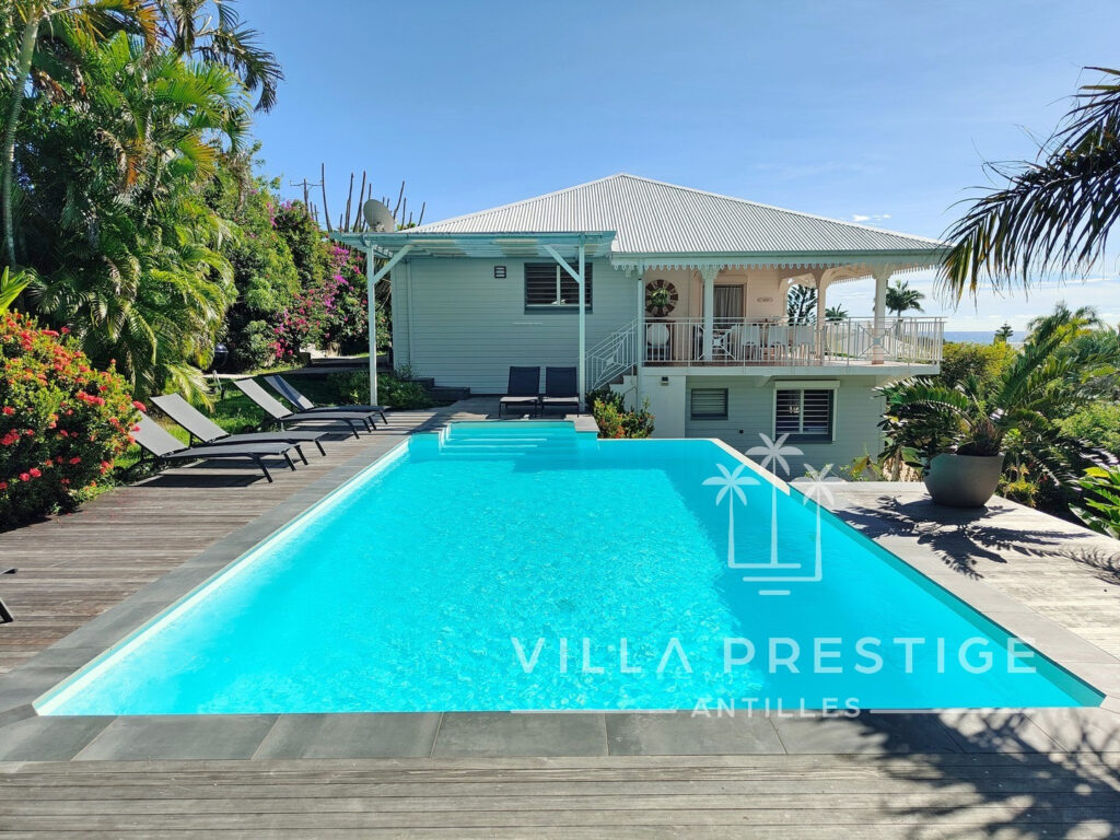 Villa de standing 3 chambres et studio indépendant – vue mer – 5 pièces – 4 chambres – 140 m²