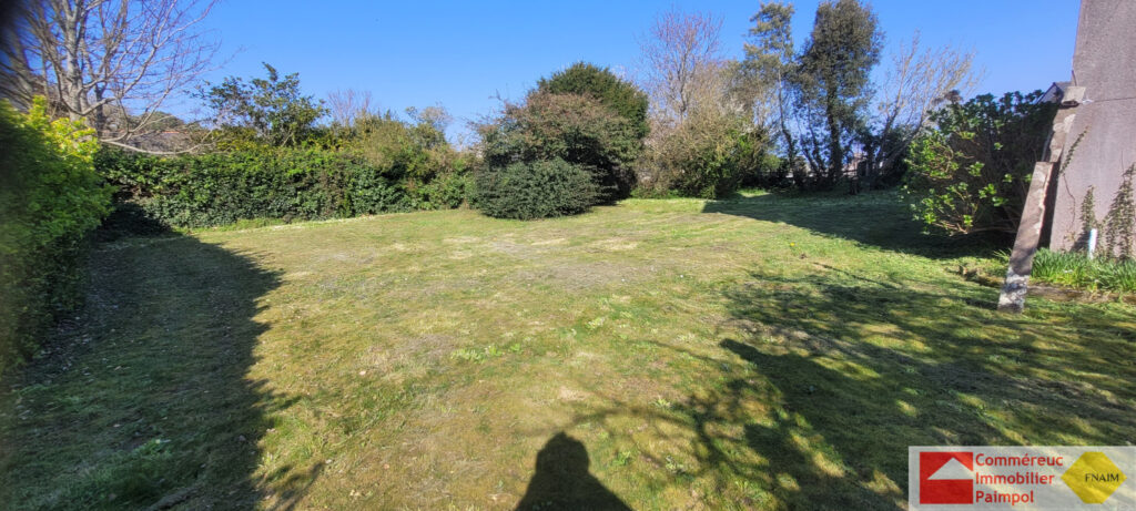 À VENDRE MAISON TRADITIONNELLE AVEC VUE MER À LOGUIVY-DE-LA- – 6 pièces – 4 chambres – 100 m²