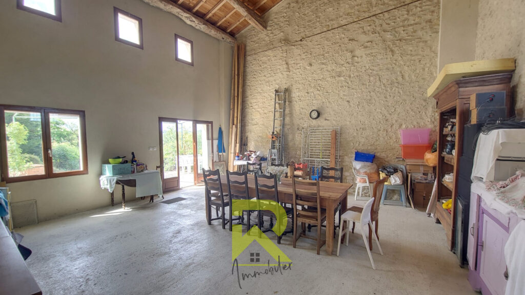 A Vendre – PEYREFITTE SUR L HERS -11 Maison T4 avec grand Te – 6 pièces – 4 chambres – 112.66 m²