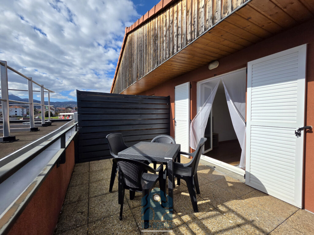 Appartement 2 pièces avec terrasse et garage – 2 pièces – 1 chambre – 53 m²