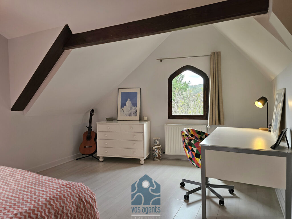Maison de caractère 7 pièces 4 chambres avec piscine, terras – 7 pièces – 4 chambres – 218 m²
