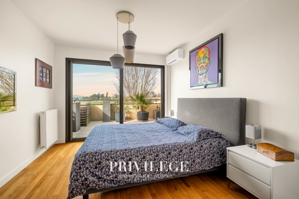 Superbe appartement avec vue panoramique au sein d&rsquo;une résid – 4 pièces – 2 chambres – 95.2 m²