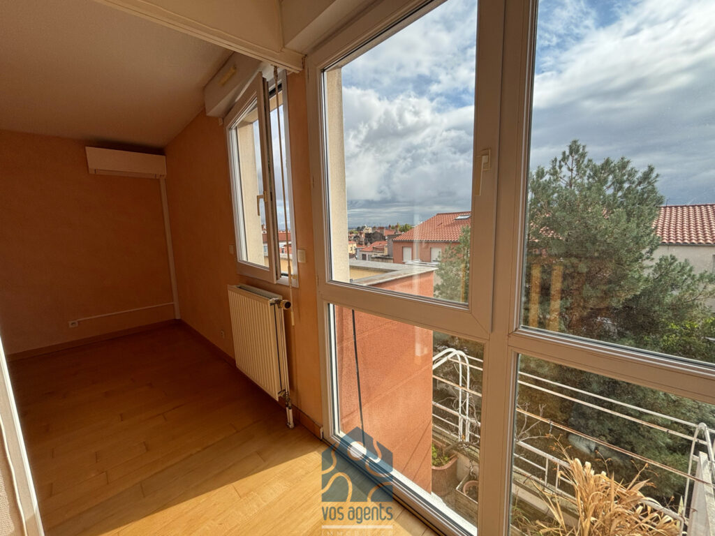 Appartement en duplex 6 pièces avec 3 terrasses, garage et c – 6 pièces – 5 chambres – 147.57 m²